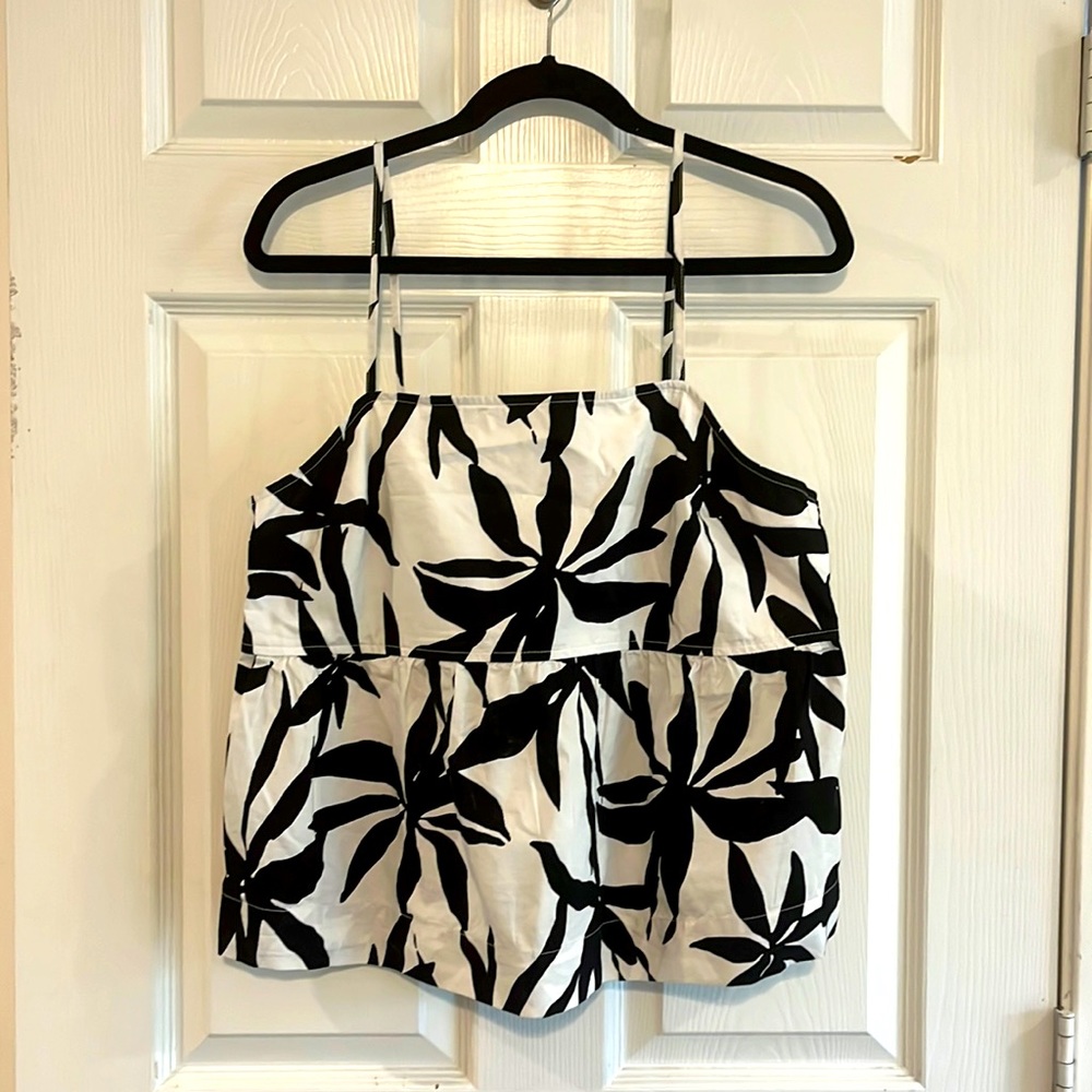Free Assembly Black & White Floral Cami, L